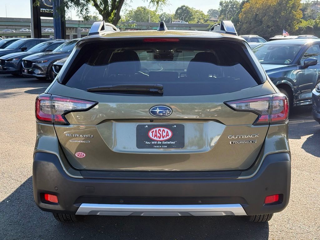 Certified 2025 Subaru Outback Touring XT AWD/4WD image 9