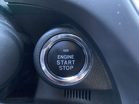 Used 2024 Subaru Crosstrek 2.0i Premium image 31