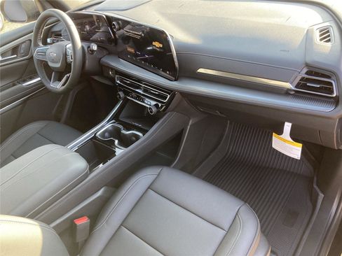 New 2026 Chevrolet Traverse LT w/ Midnight/Sport Edition image 31