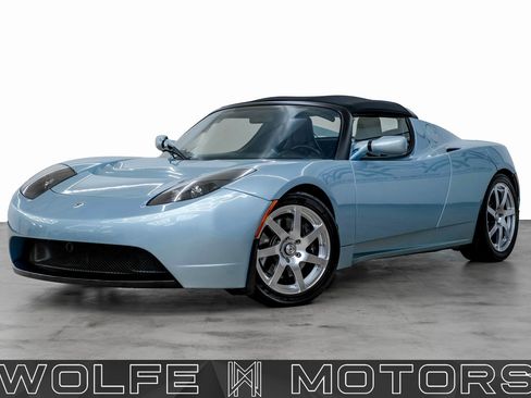 Used 2010 Tesla Roadster image 1