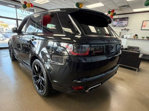 Used 2019 Land Rover Range Rover Sport SVR image 12