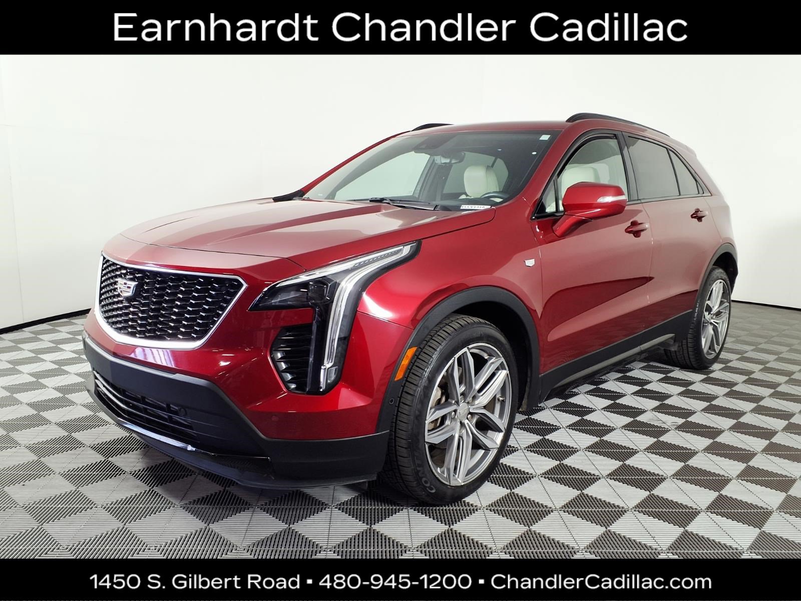 Used 2019 Cadillac XT4 Sport FWD image 1