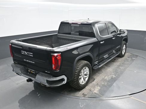 Used 2021 GMC Sierra 1500 SLT w/ SLT Premium Plus Package AWD/4WD image 26