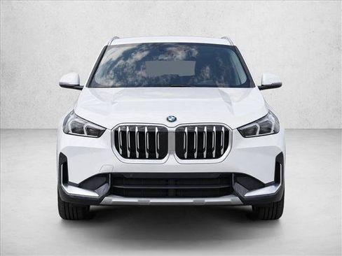 Used 2025 BMW X1 xDrive28i w/ Technology Package AWD/4WD image 2