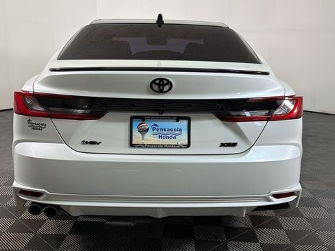 Used 2025 Toyota Camry XSE FWD image 8
