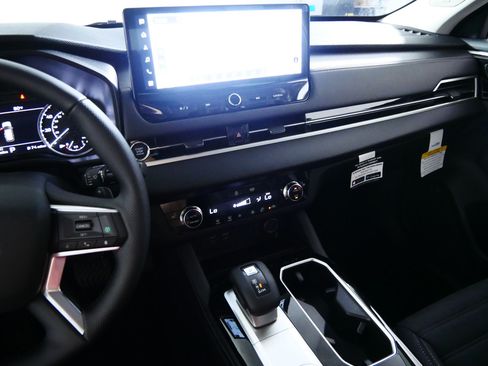 New 2026 Mitsubishi Outlander SE AWD/4WD image 5