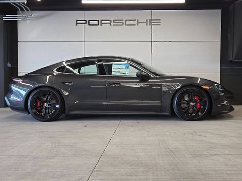 Used 2026 Porsche Taycan 4S AWD/4WD image 27
