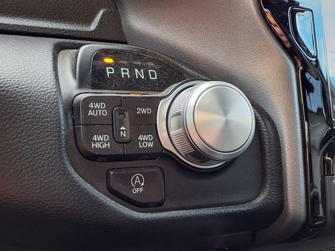 Used 2023 RAM 1500 Laramie AWD/4WD image 22