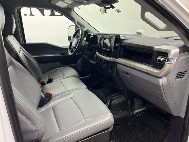 Used 2024 Ford F550 4x4 Crew Cab Super Duty image 20