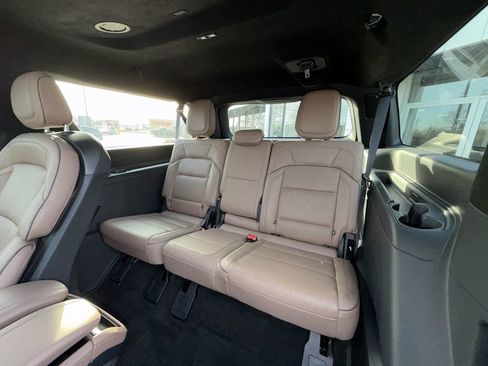 Used 2025 Lincoln Navigator L Black Label image 21