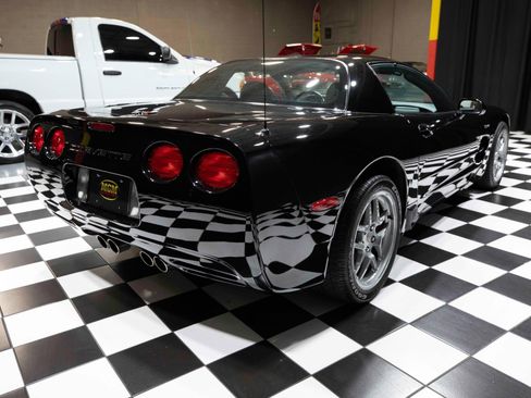 Used 2002 Chevrolet Corvette Z06 w/ Memory Pkg image 17