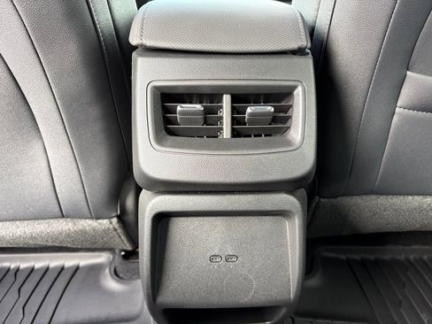 New 2026 Chevrolet Equinox EV LT image 28