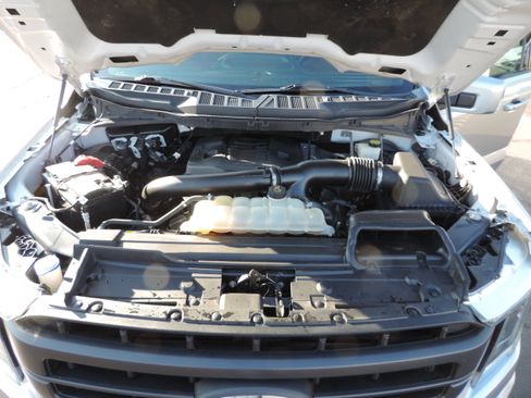 Used 2022 Ford F150 Lariat w/ Equipment Group 502A High image 27