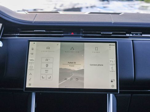 New 2026 Land Rover Range Rover SE AWD/4WD image 24