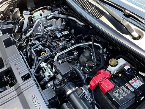Used 2025 Nissan Kicks SV FWD image 30