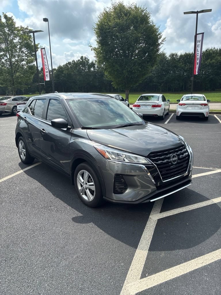 Used 2024 Nissan Kicks S FWD image 6