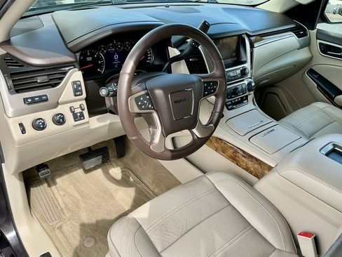Used 2015 GMC Yukon Denali w/ Touring Package image 38