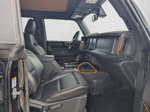 Used 2024 Ford Bronco Badlands AWD/4WD image 16