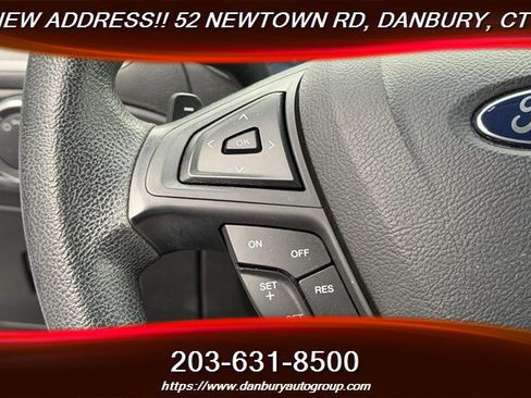 Used 2017 Ford Edge SE AWD/4WD image 17