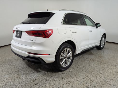 Certified 2023 Audi Q3 2.0T Premium w/ Convenience Package AWD/4WD image 7