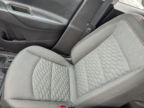 Used 2018 Chevrolet Equinox LT w/ LPO, Floor Liner Package image 24