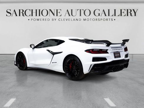 Used 2026 Chevrolet Corvette Z06 w/ Z07 Performance Package RWD image 18