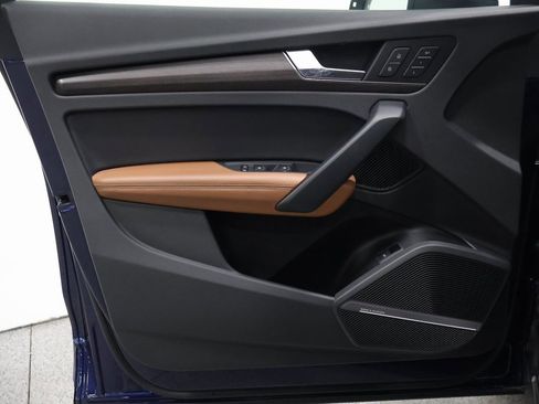 Used 2022 Audi Q5 2.0T Premium Plus w/ Premium Plus Package image 12