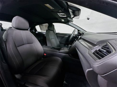 Used 2019 Honda Civic EX image 11