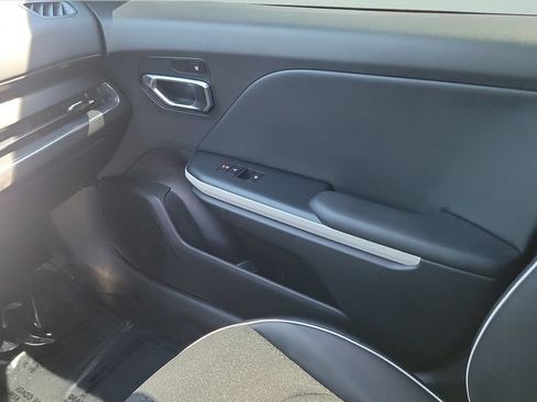 Used 2025 Kia K4 GT-Line FWD image 13