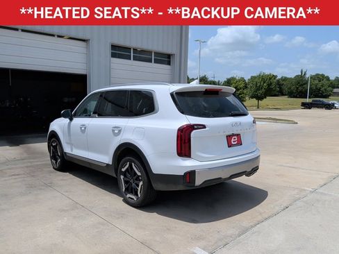 Used 2025 Kia Telluride S FWD image 5