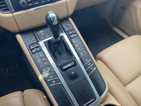 Used 2017 Porsche Macan S AWD/4WD image 30