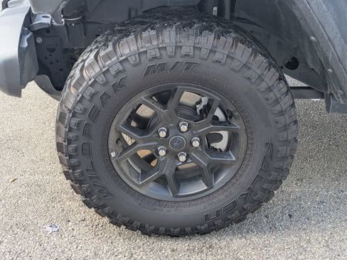 Used 2025 Jeep Wrangler Unlimited Sport S 4xe AWD/4WD image 12
