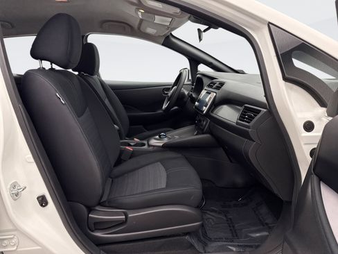 Used 2022 Nissan Leaf S Plus image 17