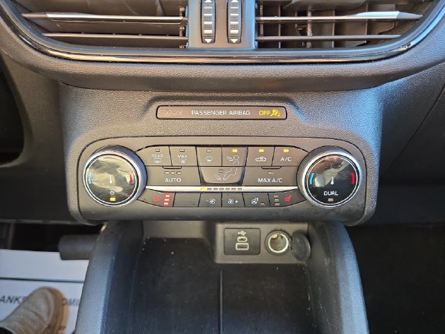 Used 2025 Ford Escape ST-Line Select AWD/4WD image 24