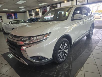 Used 2019 Mitsubishi Outlander SE