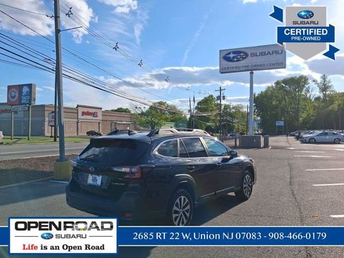 Used 2025 Subaru Outback Premium AWD/4WD image 5