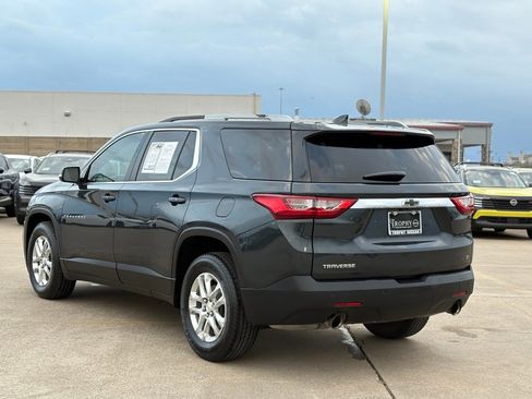 Used 2018 Chevrolet Traverse LT image 7