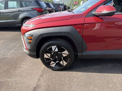 Used 2025 Hyundai Kona SEL AWD/4WD image 9