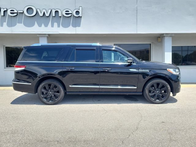 Used 2024 Lincoln Navigator L Reserve AWD/4WD image 7