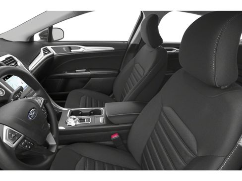 Used 2019 Ford Fusion SE FWD image 6