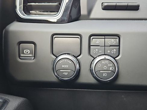 Certified 2024 GMC Sierra 1500 Denali w/ Technology Package image 18