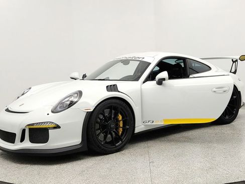 Used 2016 Porsche 911 GT3 RS image 9