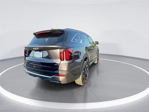 Used 2025 Kia Sorento EX image 7