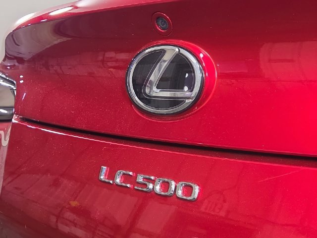 Used 2018 Lexus LC 500 Coupe w/ Touring Package RWD image 34