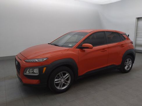 Used 2019 Hyundai Kona SE FWD image 2