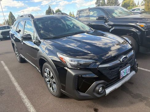 Used 2025 Subaru Outback Limited XT w/ Popular Package #2 AWD/4WD image 2