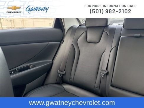 Used 2024 Hyundai Elantra Limited FWD image 28