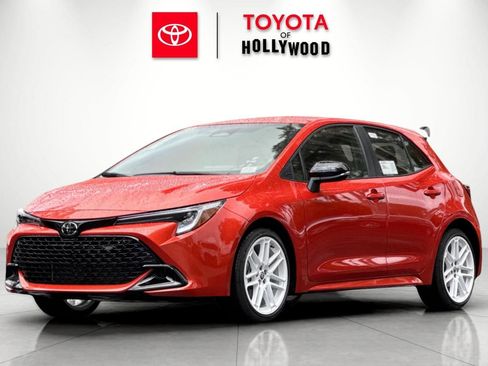 New 2026 Toyota Corolla SE FWD image 7