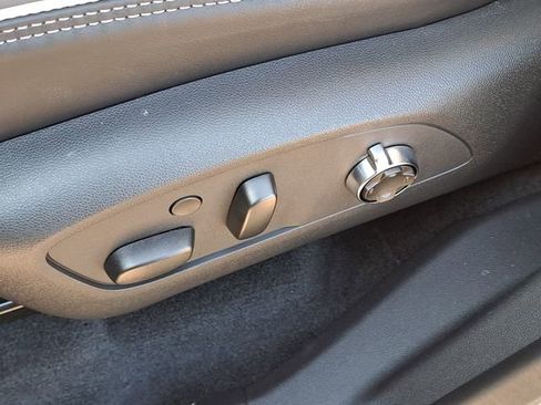 New 2026 GMC Acadia Denali Ultimate w/ LPO, Floor Liner Package image 14