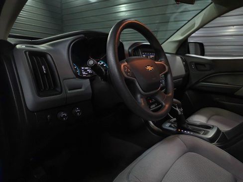 Used 2022 Chevrolet Colorado W/T w/ Custom Special Edition image 13